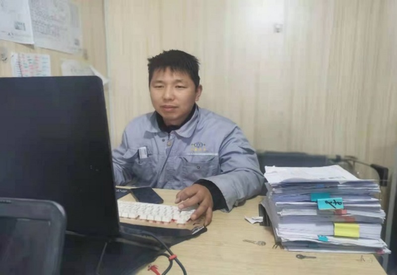 陈金响.jpg
